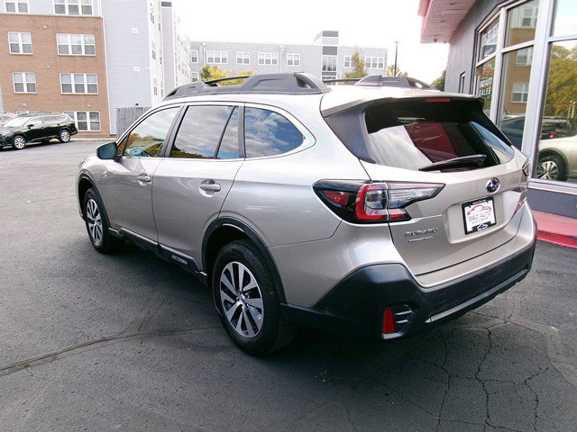 Used 2020 Subaru Outback Premium image 7