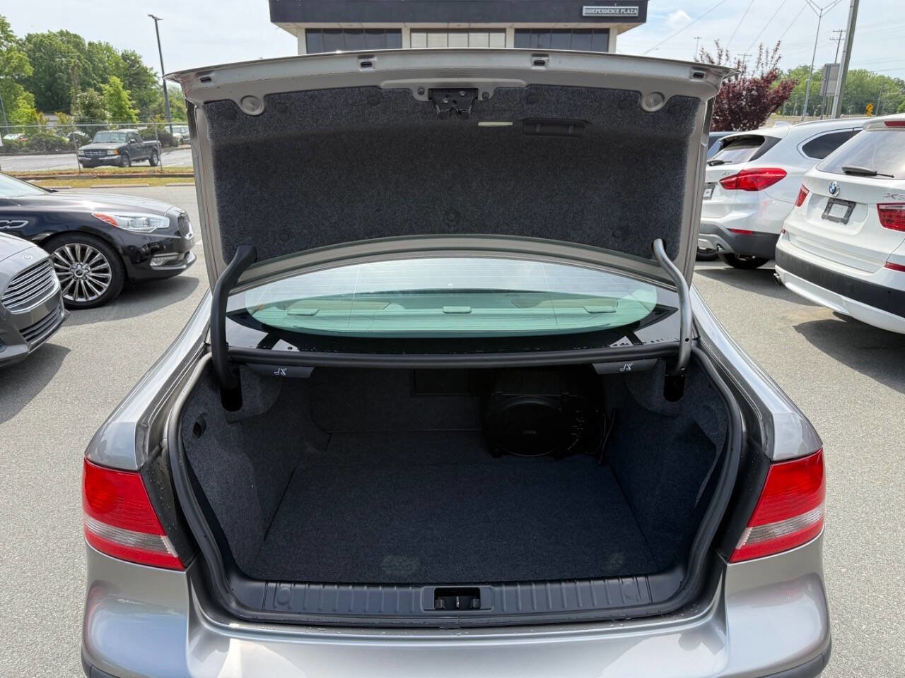 Used 2005 Saab 9-3 Aero image 11