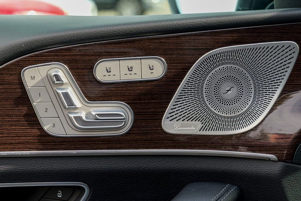 Used 2025 Mercedes-Benz GLS 450 4MATIC image 17