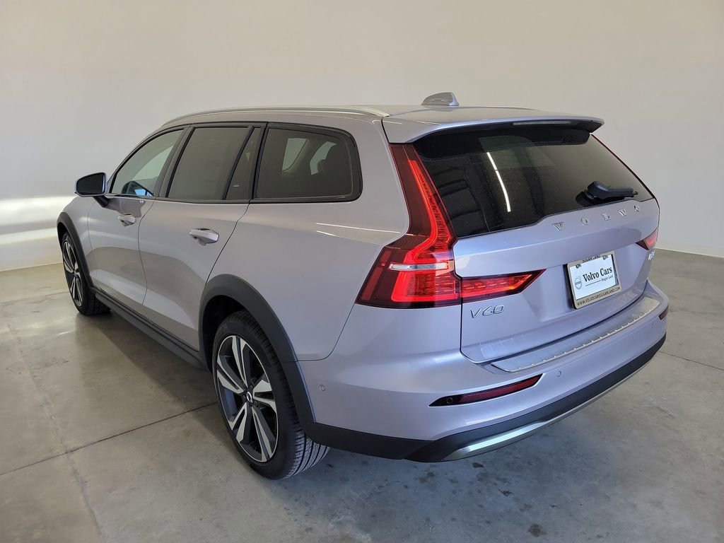 New 2026 Volvo V60 B5 Cross Country Plus w/ Protection Package Premier image 7