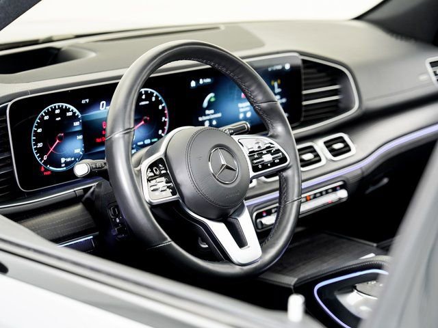 Used 2021 Mercedes-Benz GLS 580 4MATIC image 10
