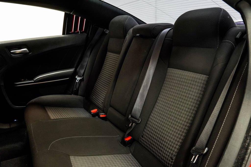 Used 2020 Dodge Charger GT RWD image 17