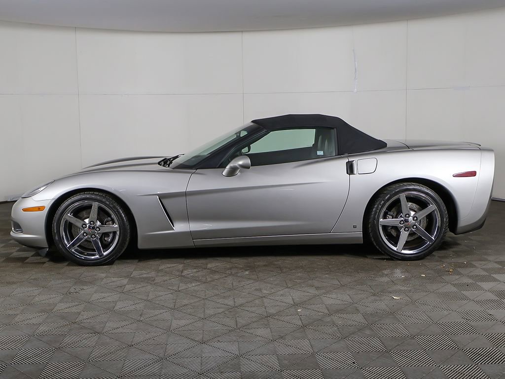 Used 2007 Chevrolet Corvette Convertible w/ Preferred Equipment Group RWD image 13
