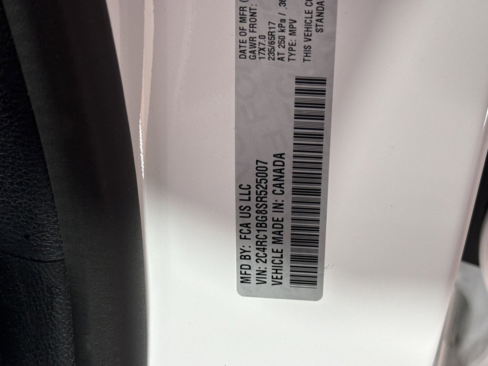 Used 2025 Chrysler Pacifica Select image 28