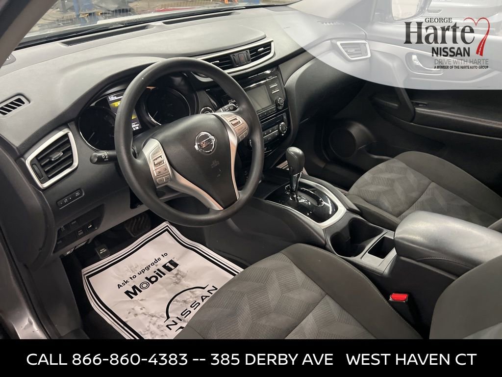 Used 2016 Nissan Rogue SV image 25