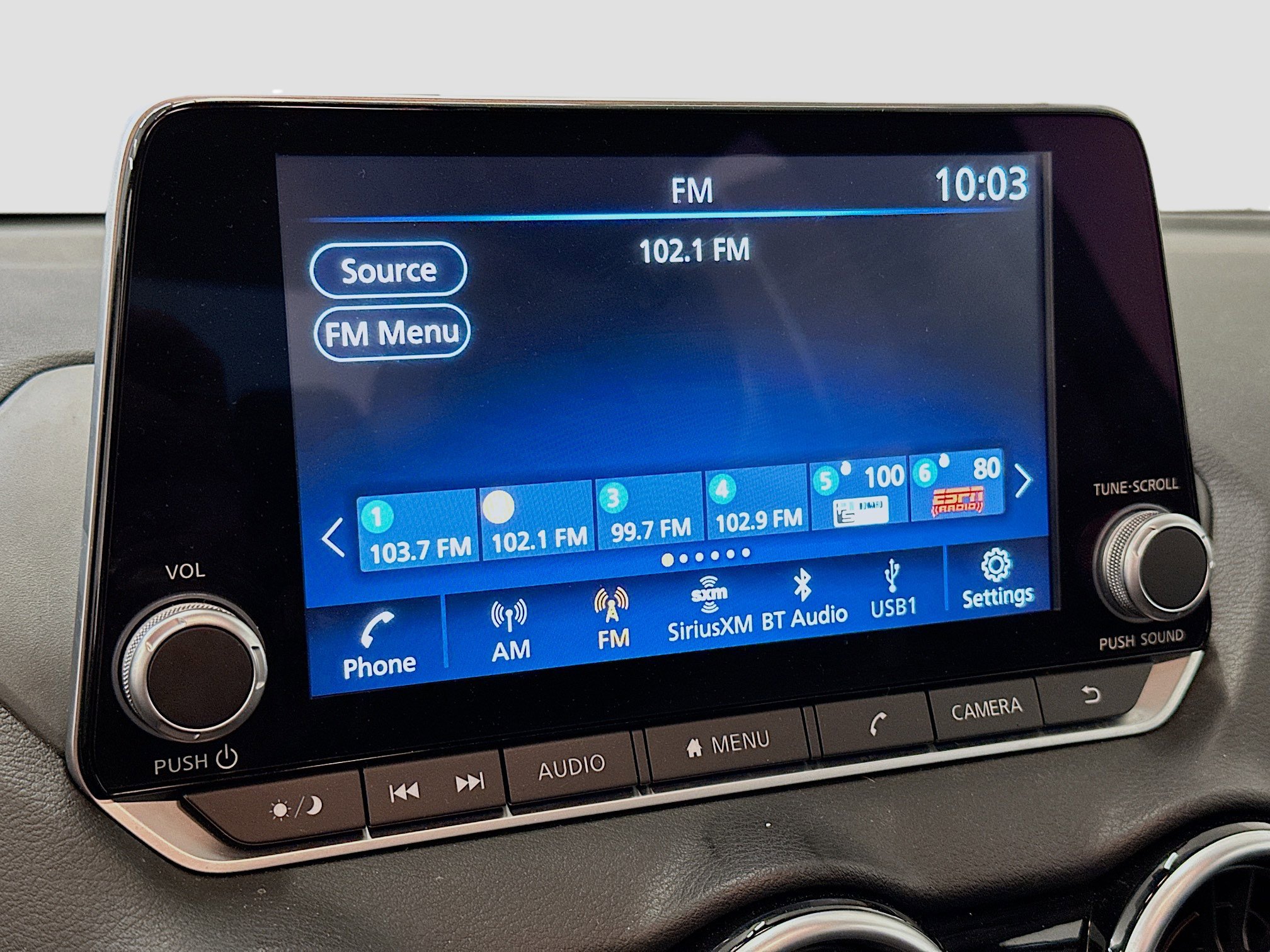 Used 2025 Nissan Sentra SV image 21