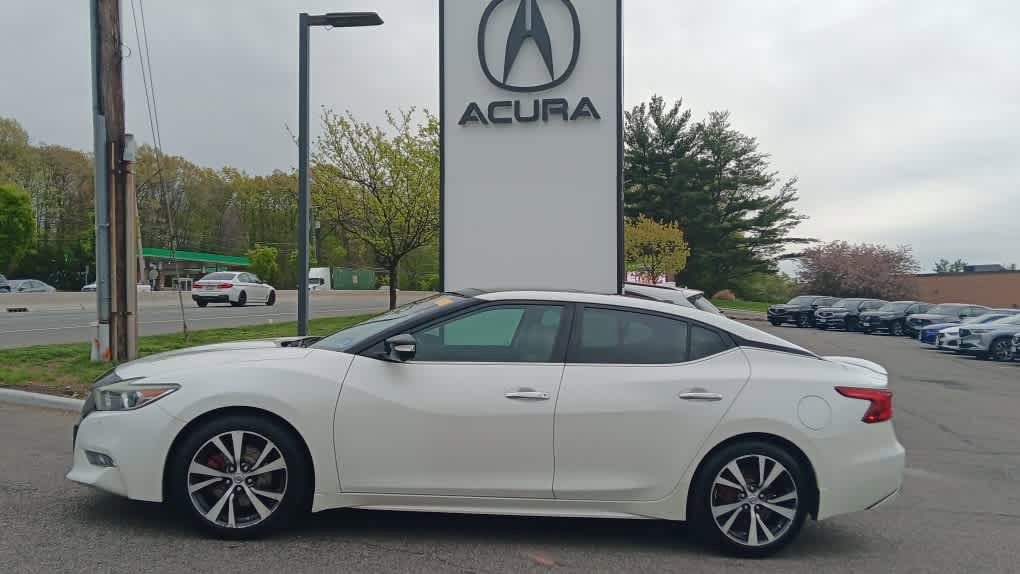 Used 2016 Nissan Maxima Platinum FWD image 2