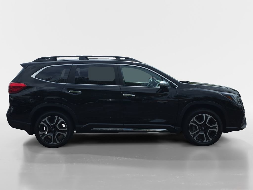 Used 2023 Subaru Ascent Touring AWD/4WD image 3