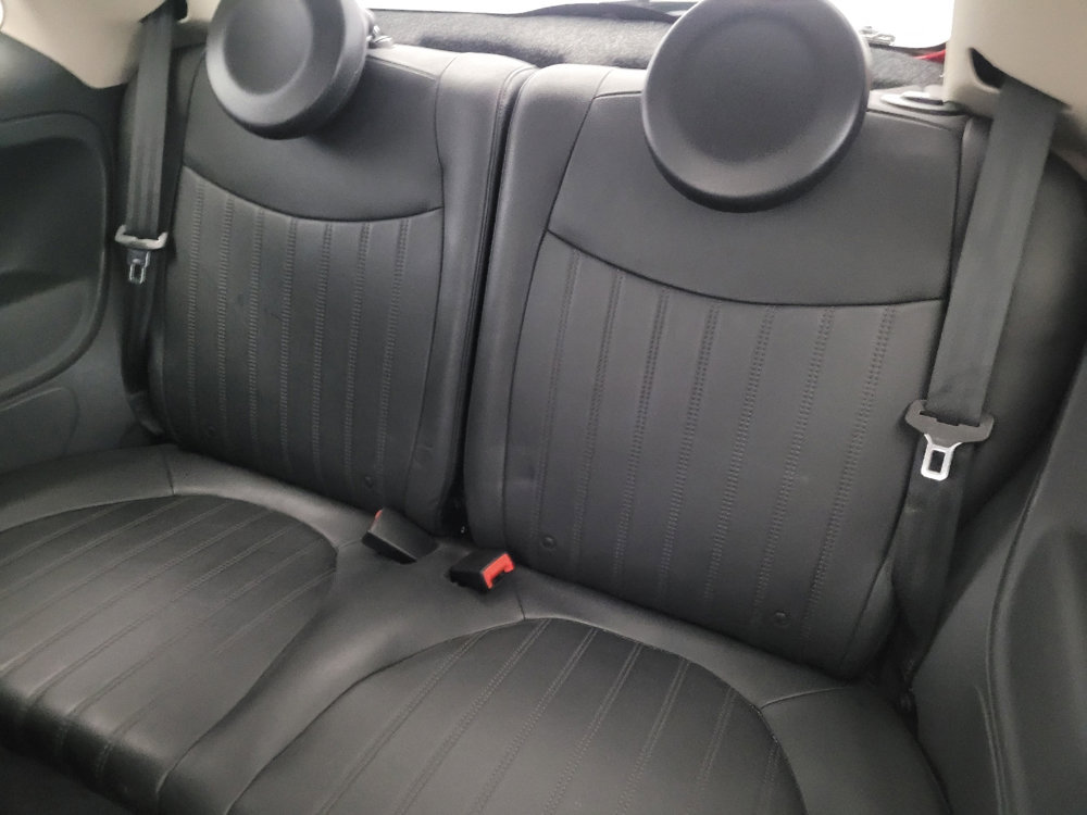 Used 2017 FIAT 500 Lounge image 18