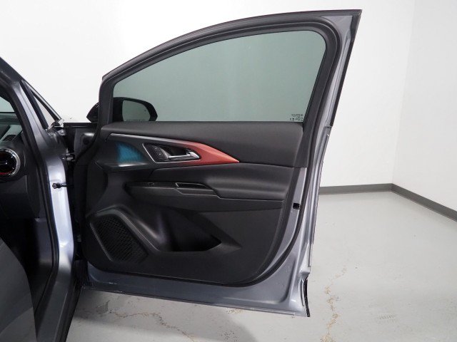 Used 2025 Chevrolet Equinox EV RS FWD image 58