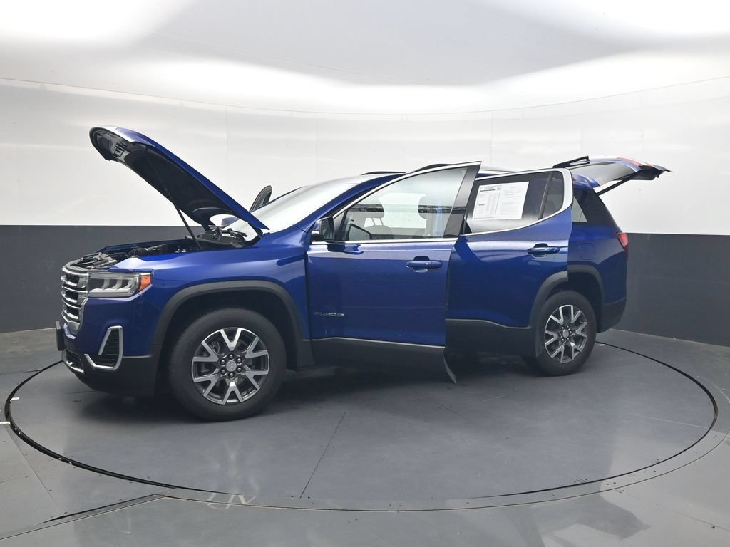 Used 2023 GMC Acadia SLE w/ Driver Convenience Package FWD image 43