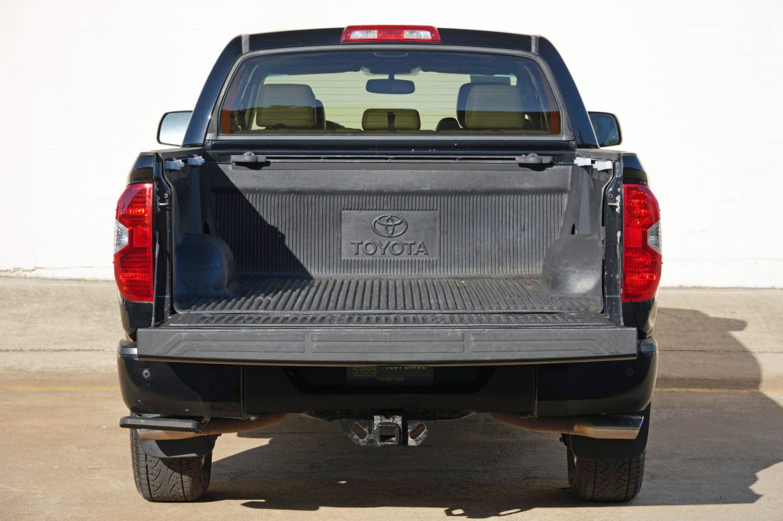 Used 2014 Toyota Tundra Limited w/ Limited Premium Package AWD/4WD image 9