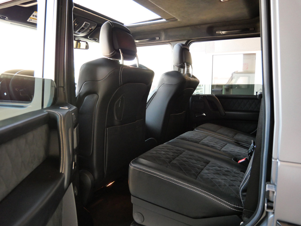 Used 2018 Mercedes-Benz G 550 Squared image 25
