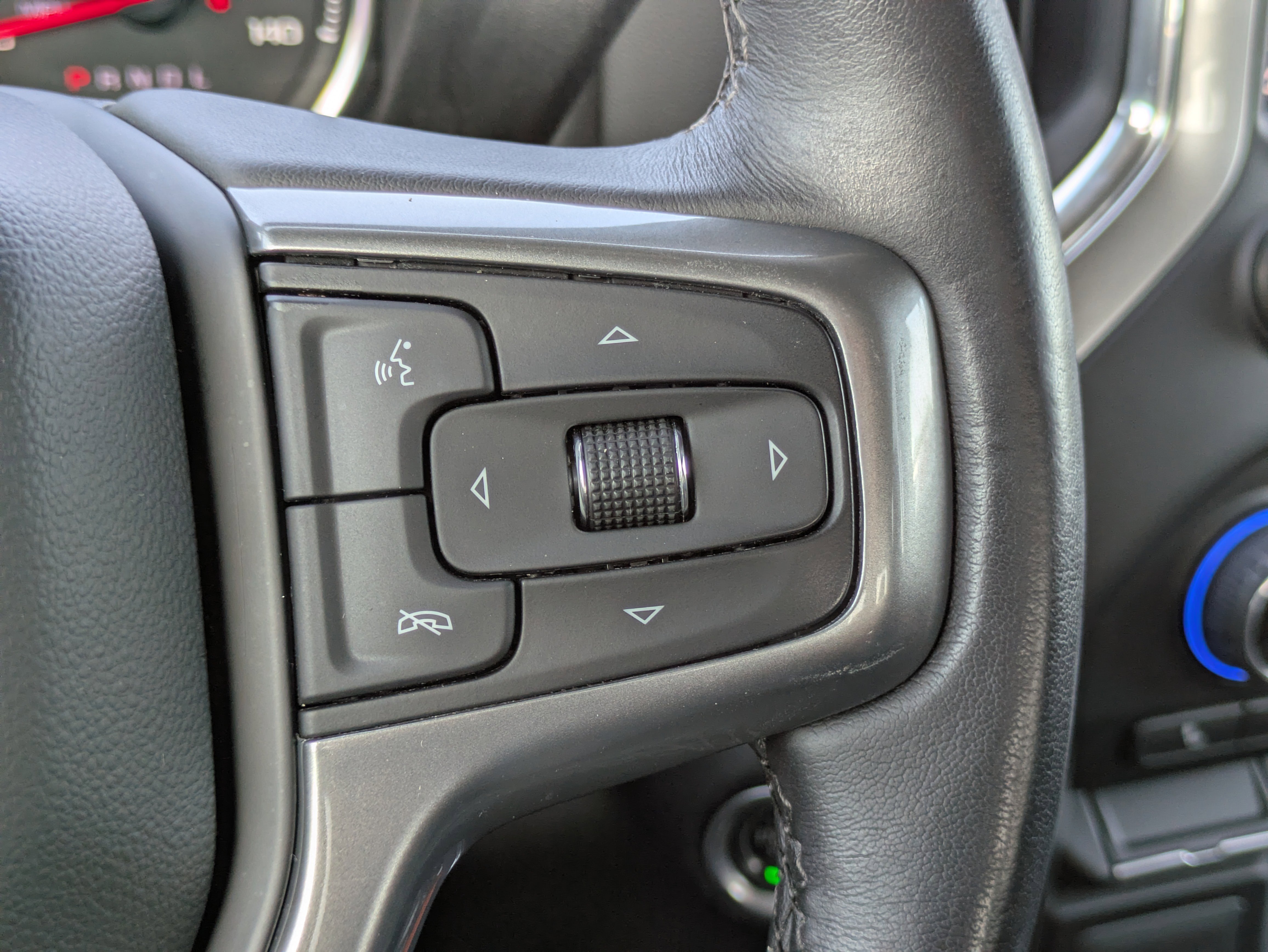 Used 2022 Chevrolet Silverado 1500 RST image 15