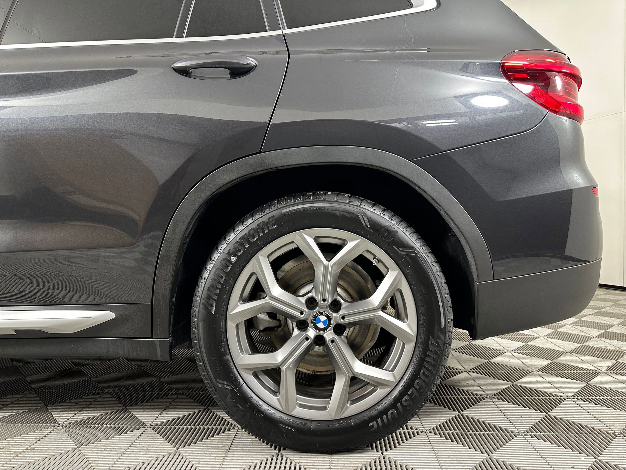 Used 2021 BMW X3 sDrive30i w/ Convenience Package image 27