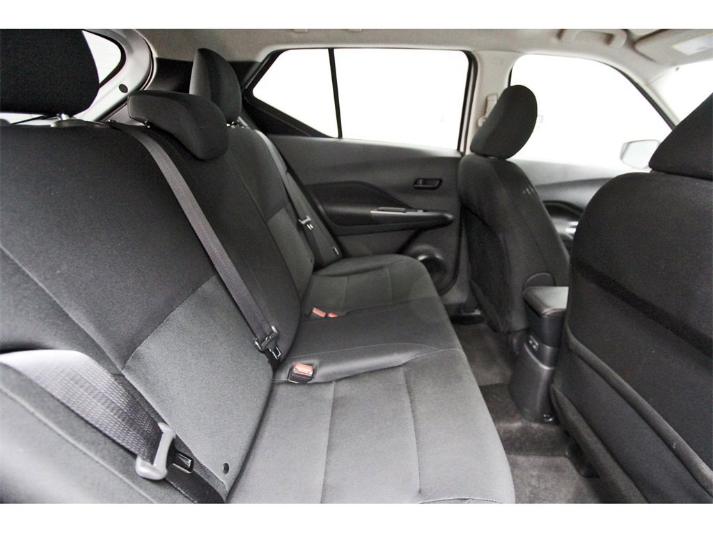 Used 2025 Nissan Kicks Play S image 20