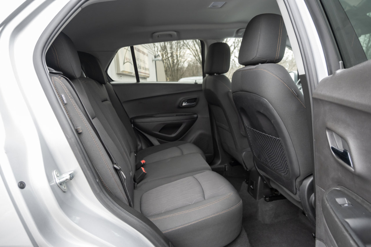 Used 2017 Chevrolet Trax LT image 32