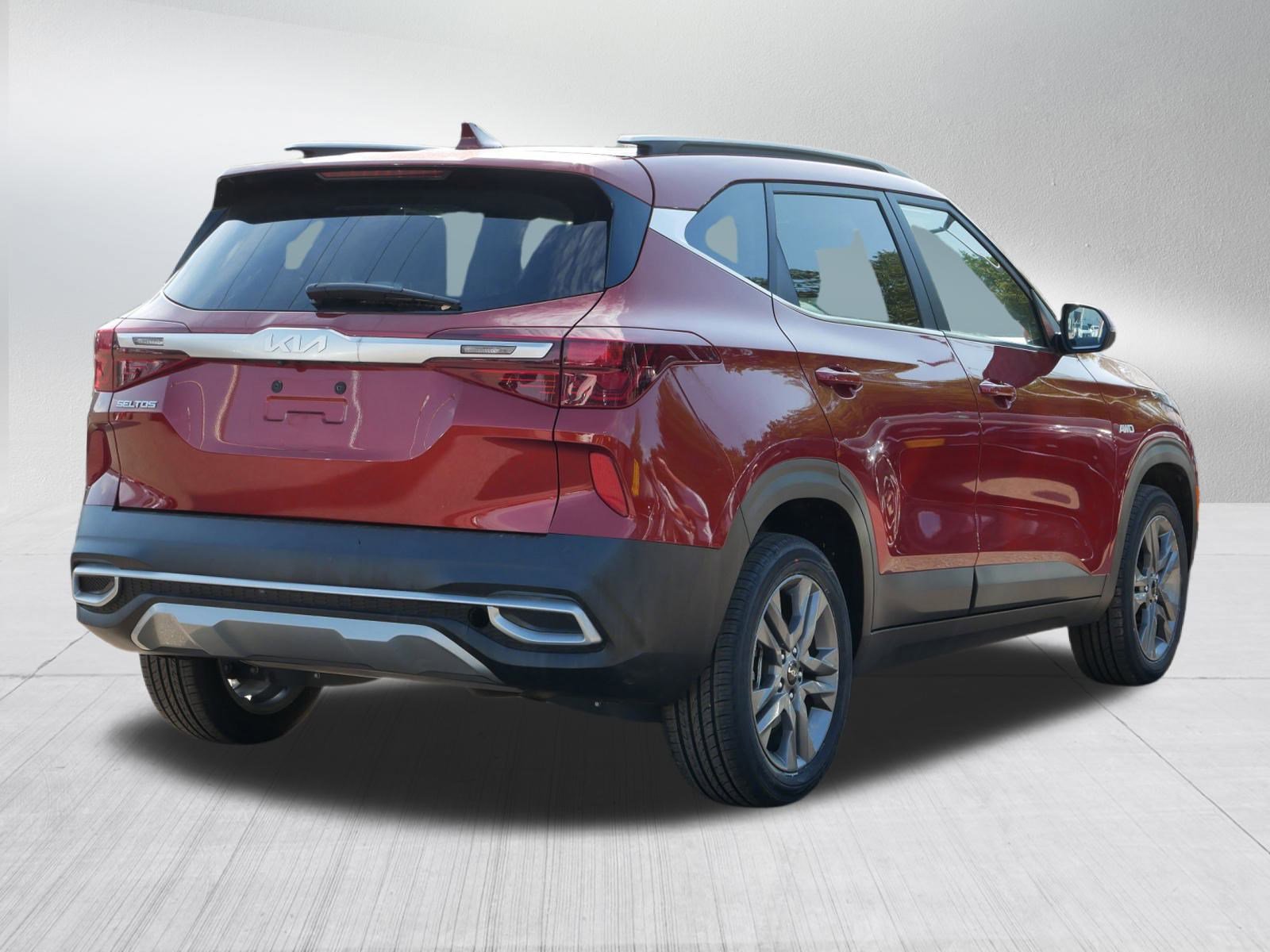 Certified 2023 Kia Seltos S w/ Navigation Package image 7