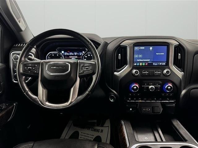 Used 2021 GMC Sierra 3500 Denali w/ Denali Ultimate Package AWD/4WD image 21