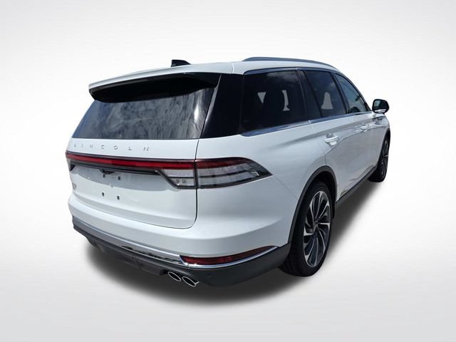 New 2026 Lincoln Aviator Reserve w/ Luxury Package RWD image 3