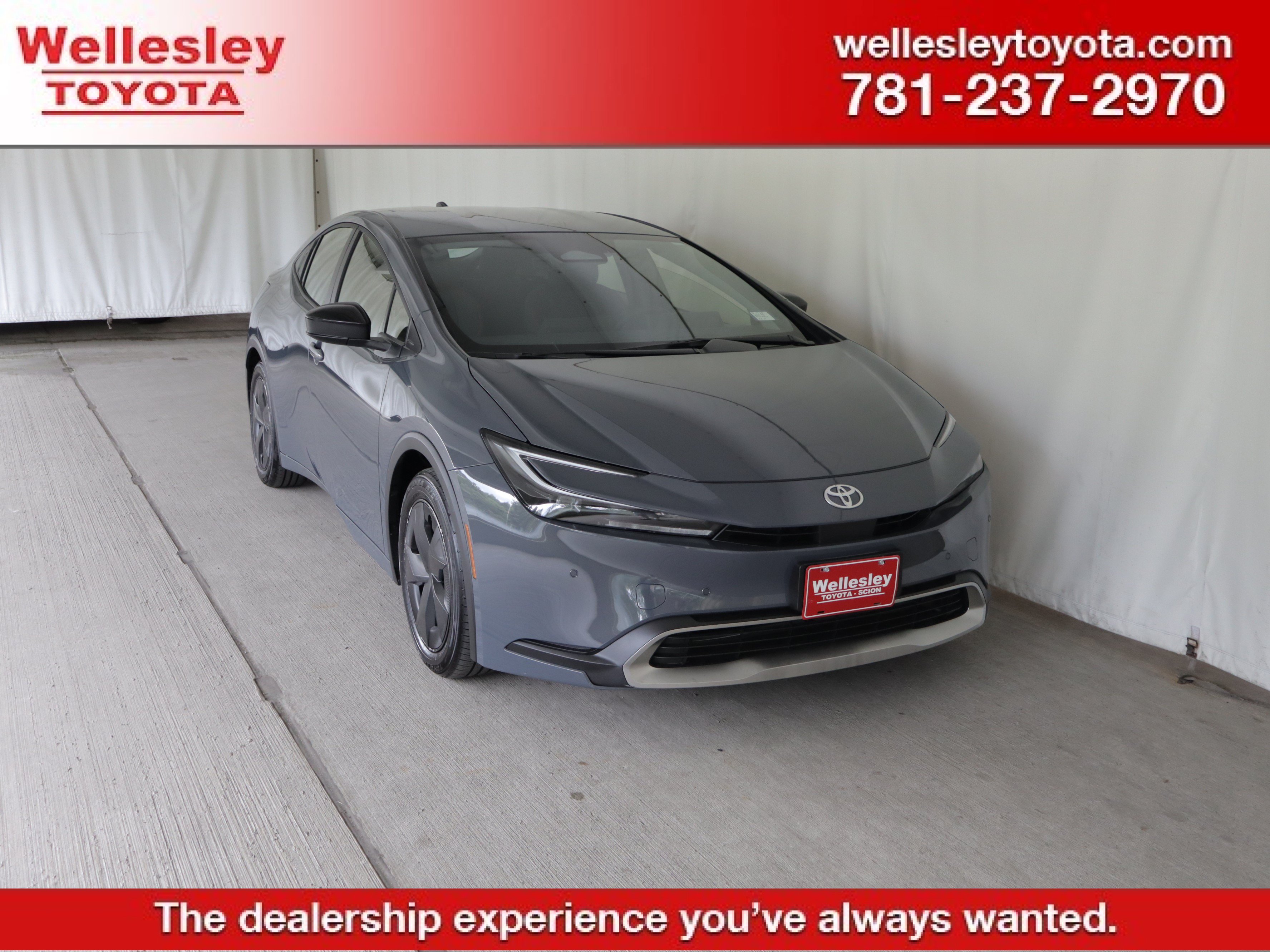 Used 2026 Toyota Prius Plug-In Hybrid FWD video 1