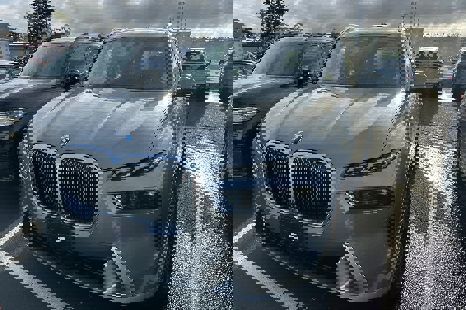 Certified 2024 BMW X7 xDrive40i w/ Premium Package image 6