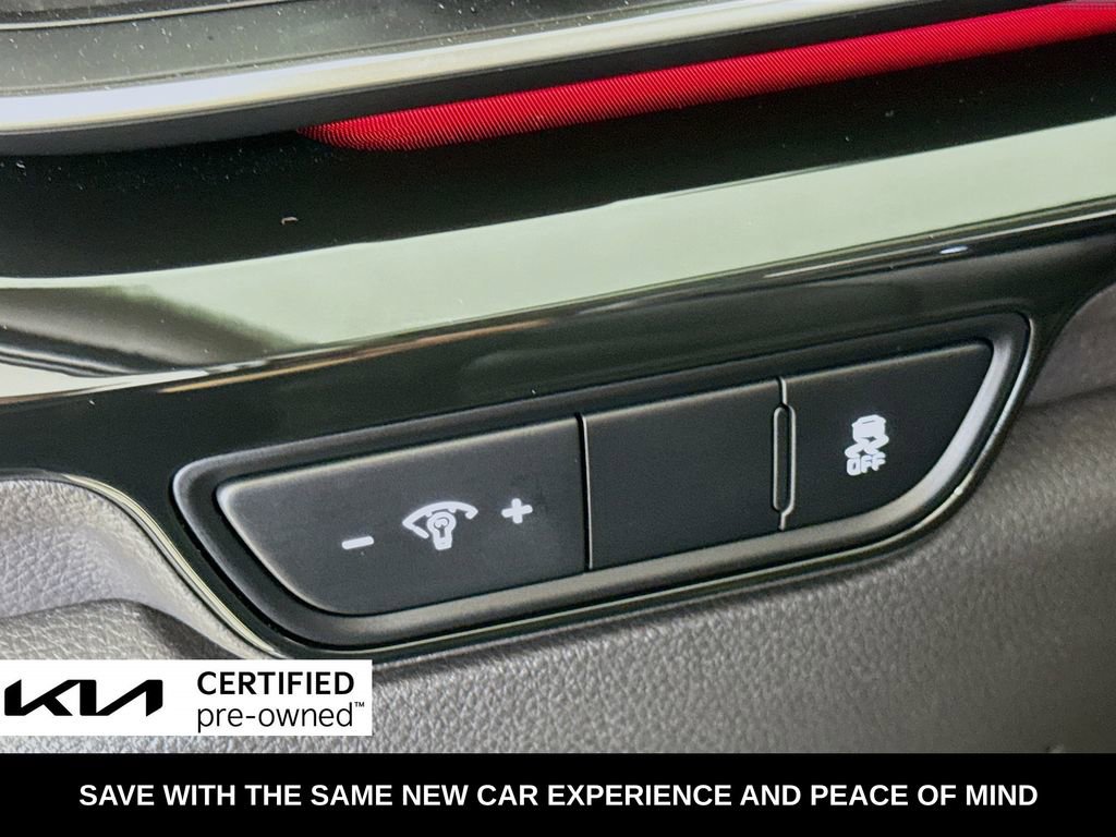 Used 2025 Kia Carnival SX Prestige FWD image 12
