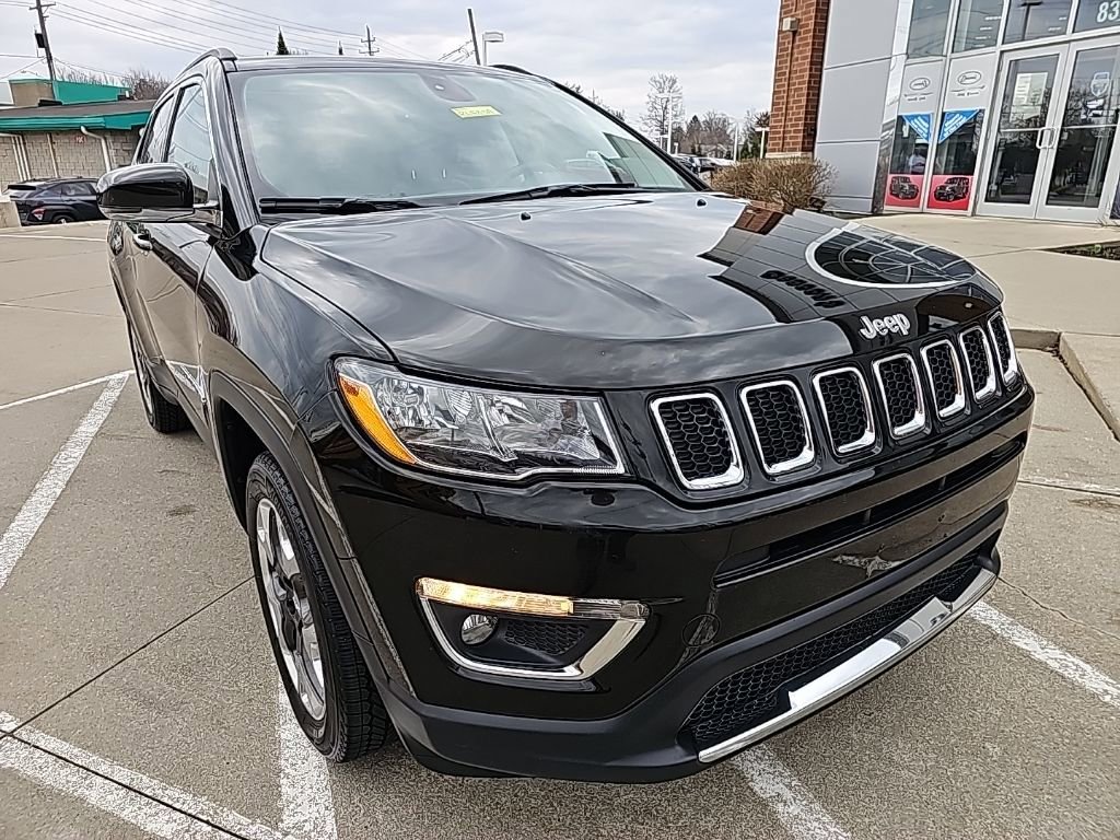 Certified 2019 Jeep Compass Limited w/ Safety & Security Group image 5