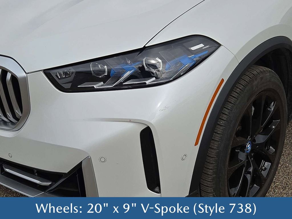 Used 2024 BMW X5 xDrive50e image 9