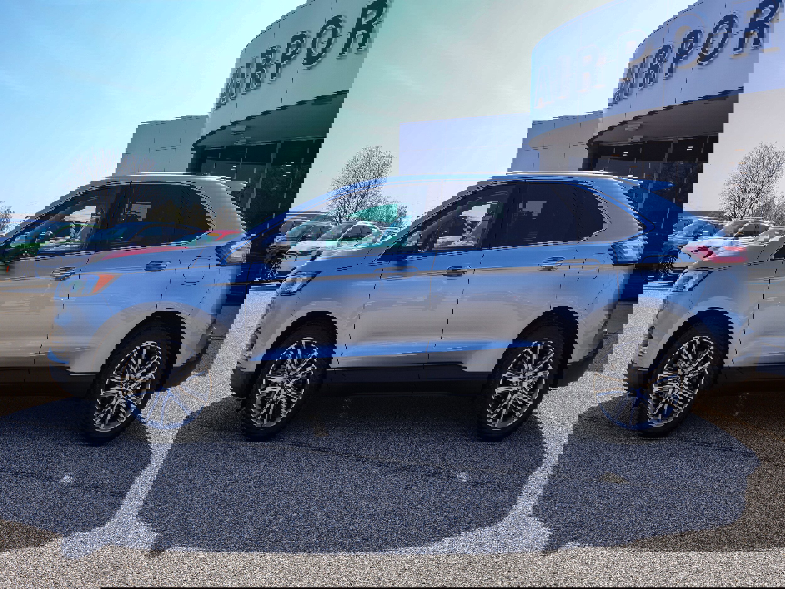 Used 2024 Ford Edge Titanium w/ Equipment Group 301A image 2