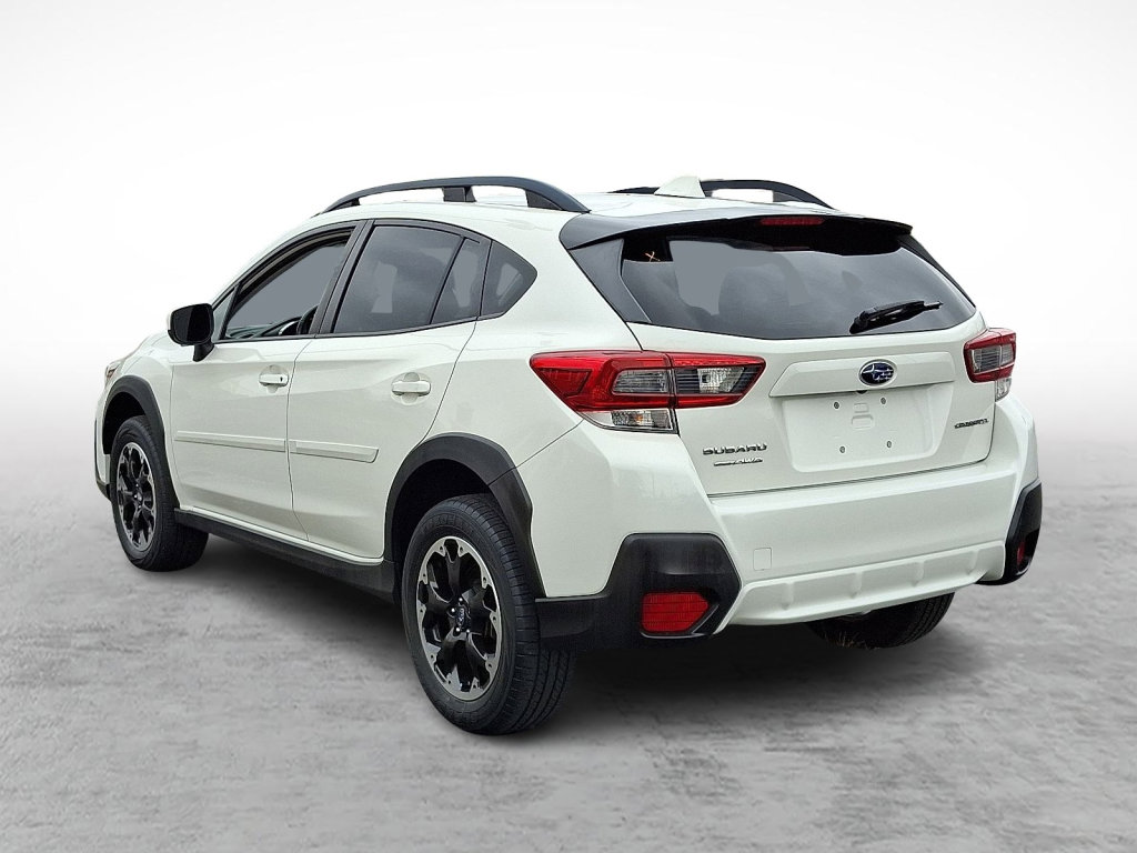Used 2021 Subaru Crosstrek 2.0i Premium w/ Moonroof Package image 3