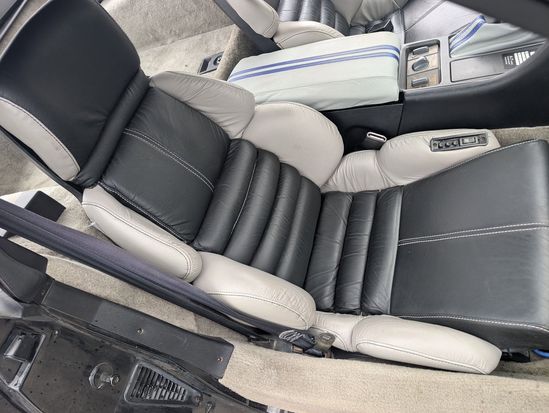 Used 1991 Chevrolet Corvette ZR-1 image 76