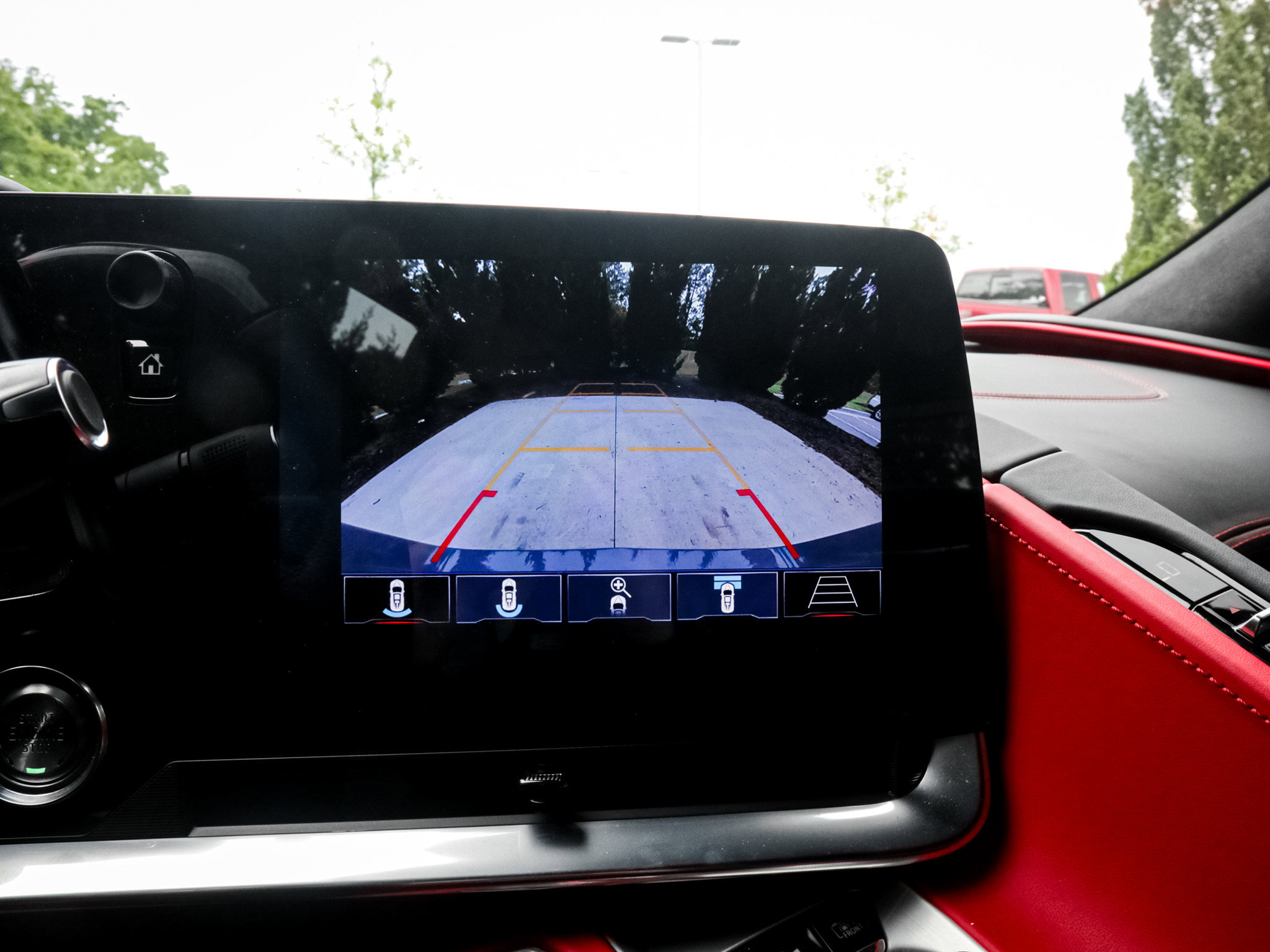 Used 2024 Chevrolet Corvette Z06 RWD image 25