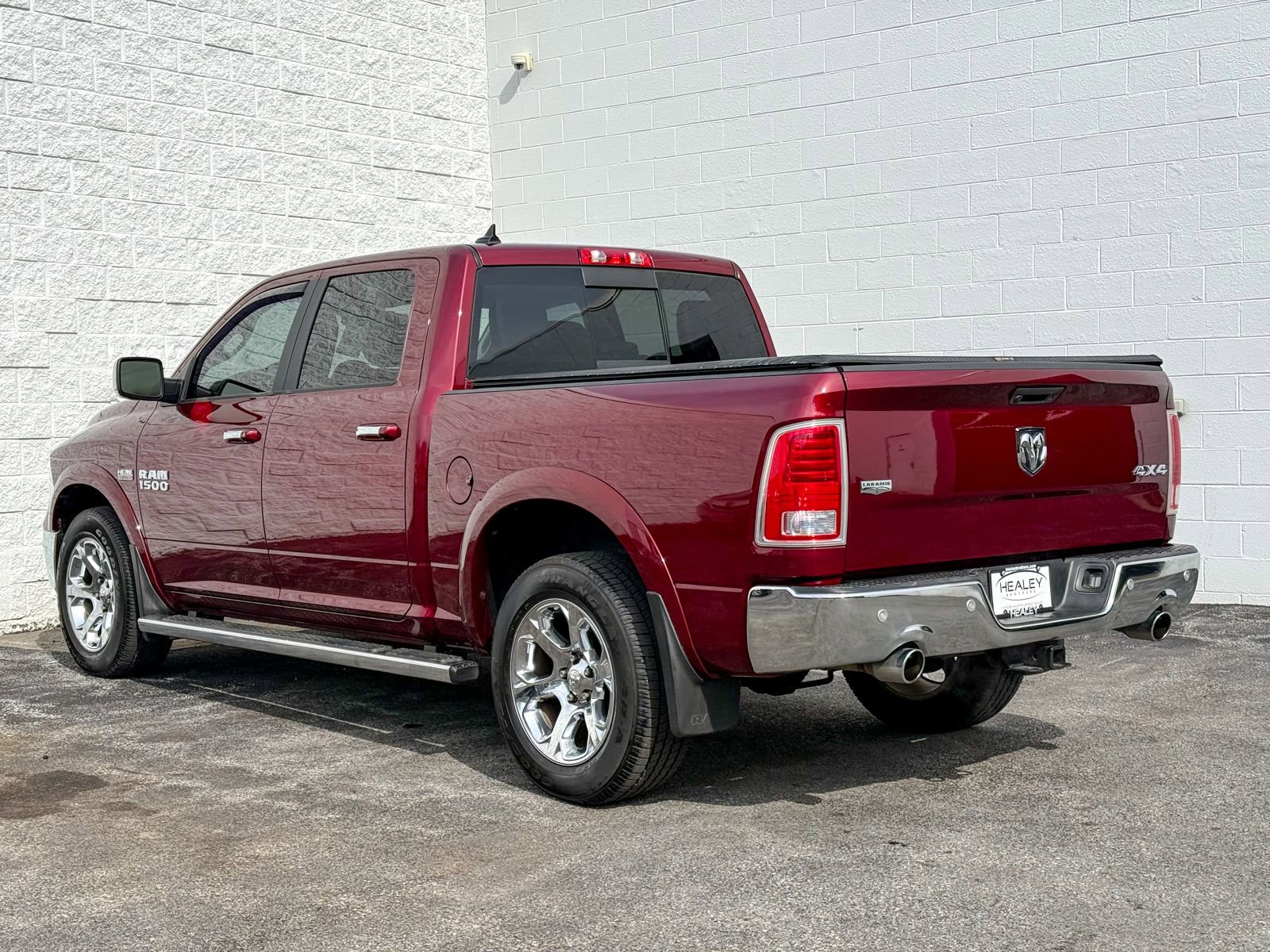 Used 2017 RAM 1500 Laramie w/ Convenience Group image 5