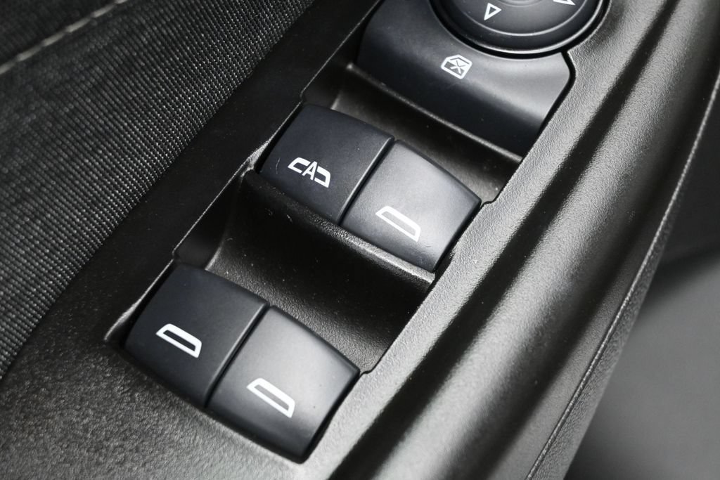 Used 2023 Chevrolet TrailBlazer ACTIV FWD image 14