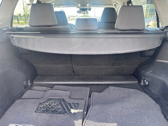 Used 2022 Toyota RAV4 XLE w/ XLE Grade Weather Package AWD/4WD image 40