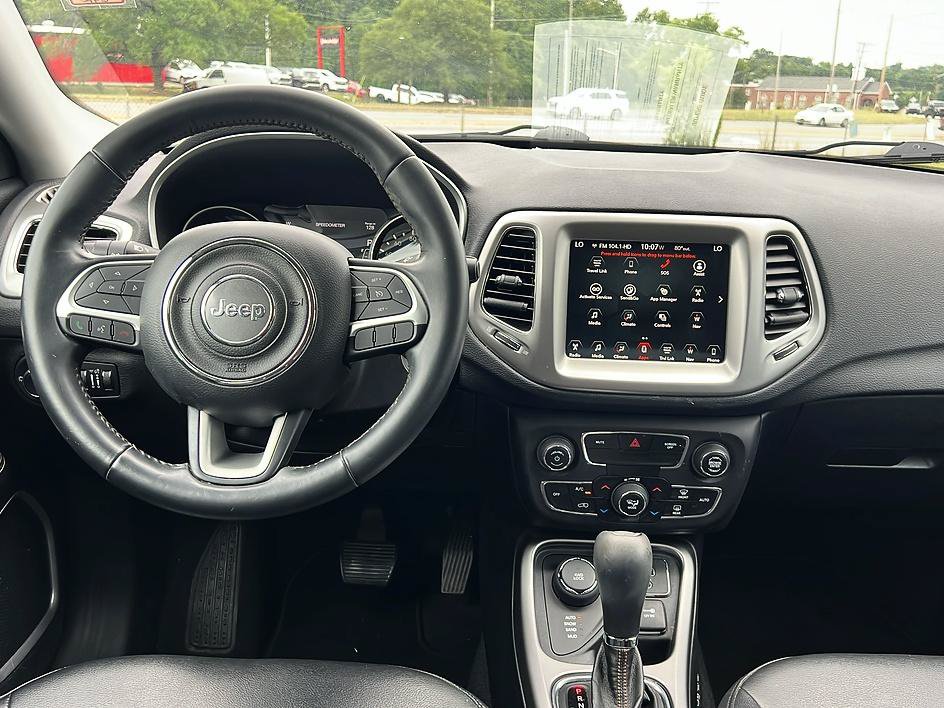 Used 2018 Jeep Compass Latitude w/ Popular Equipment Group AWD/4WD image 12