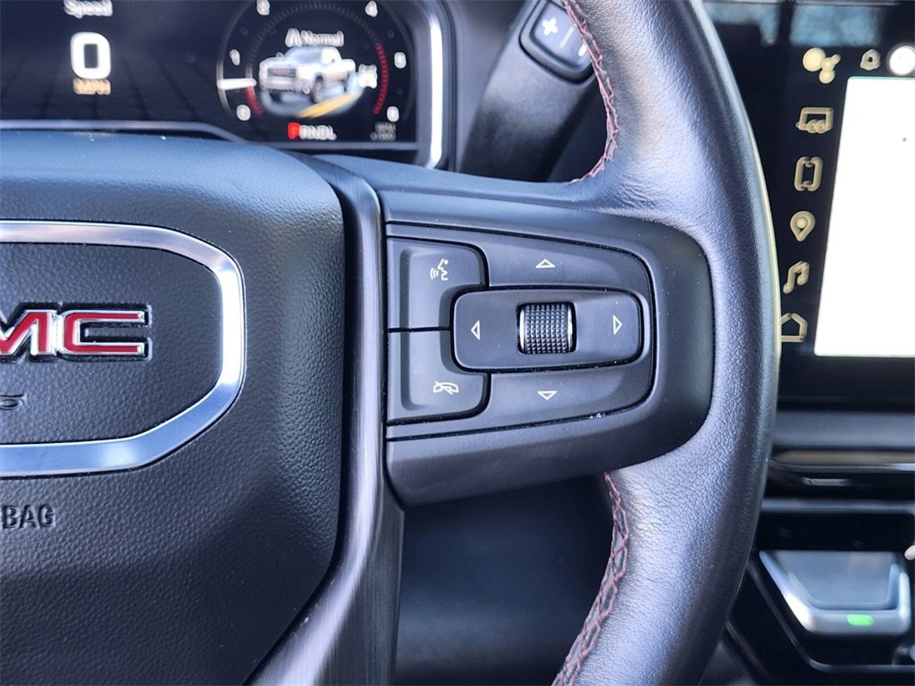 Used 2024 GMC Sierra 2500 AT4X image 28