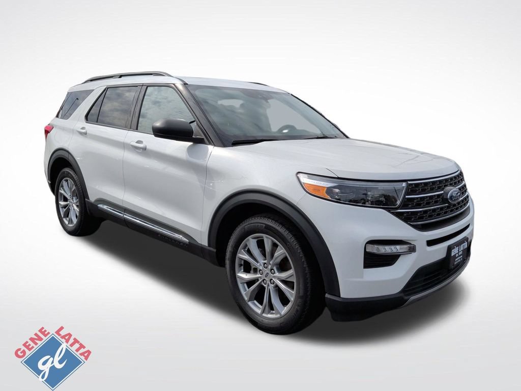 Certified 2023 Ford Explorer XLT w/ Equipment Group 202A AWD/4WD image 1