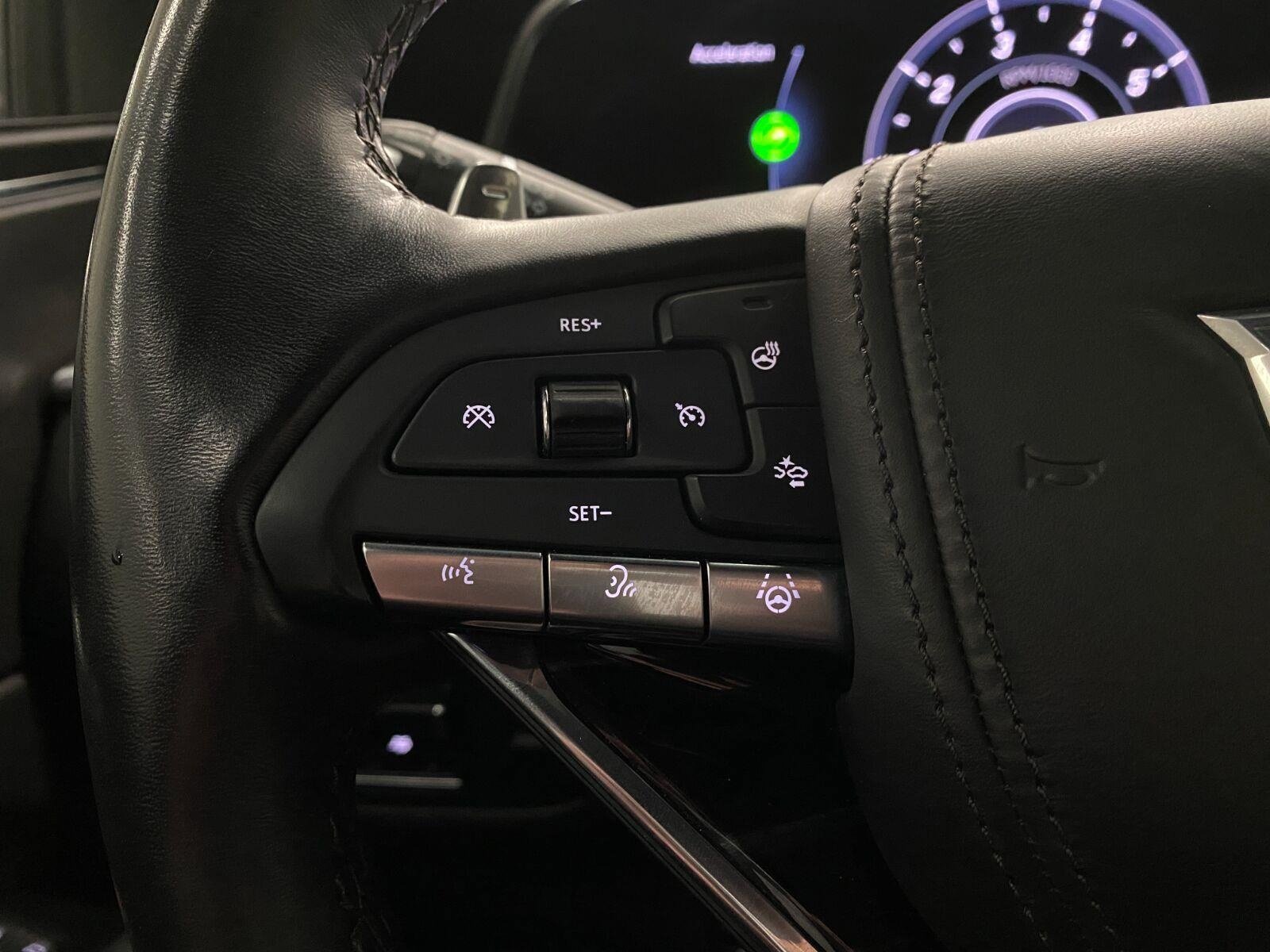 Used 2023 Cadillac Escalade V AWD/4WD image 17