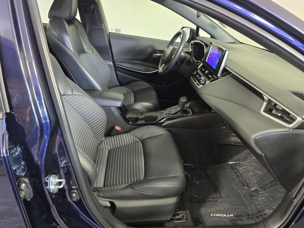 Used 2024 Toyota Corolla XSE FWD image 11
