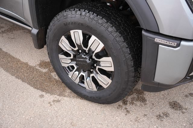New 2026 GMC Sierra 2500 Denali w/ Denali Reserve Package AWD/4WD image 9