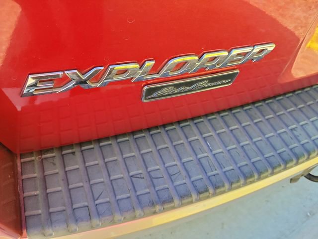 Used 2005 Ford Explorer Eddie Bauer AWD/4WD image 8