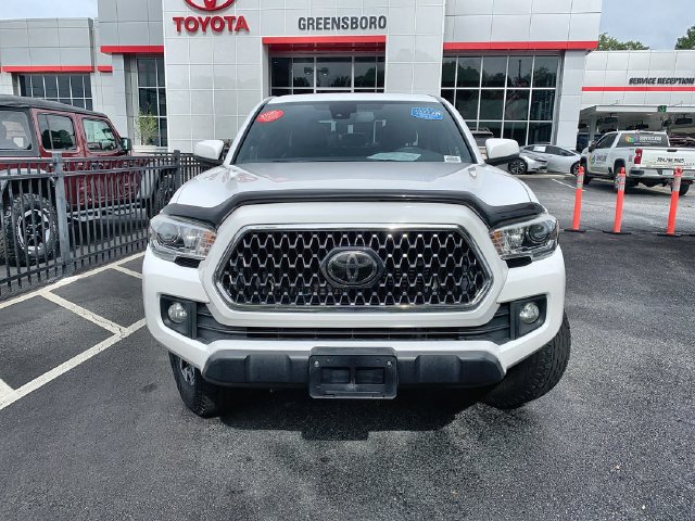 Certified 2019 Toyota Tacoma TRD Off-Road AWD/4WD image 3