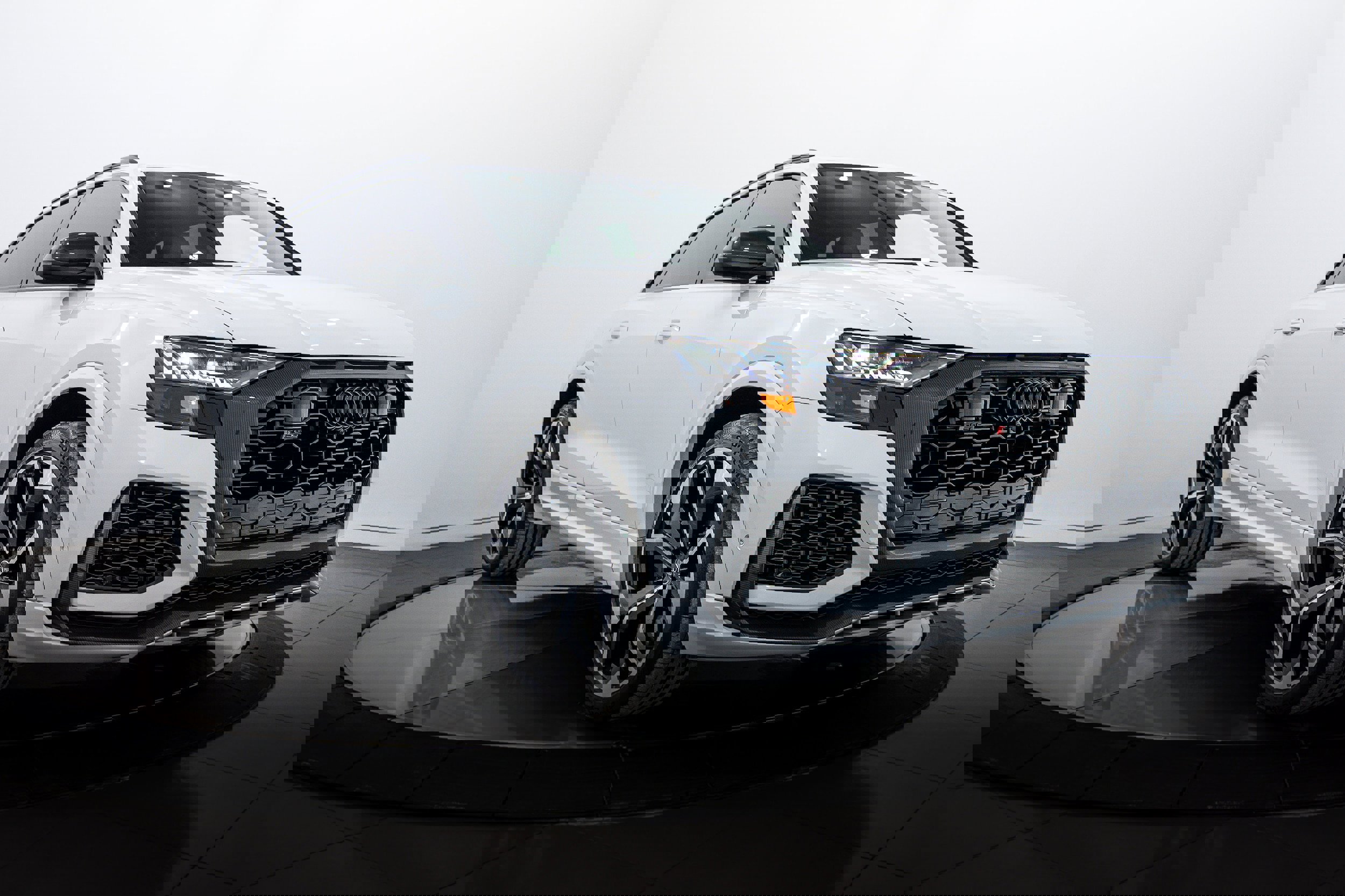 Used 2022 Audi RS Q8 image 2