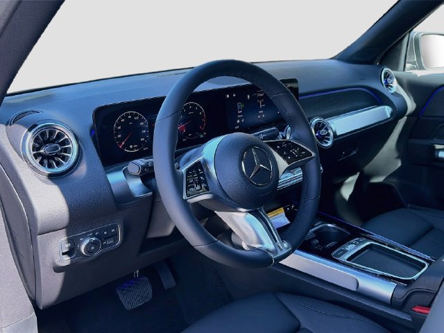 New 2026 Mercedes-Benz GLB 250 4MATIC image 8