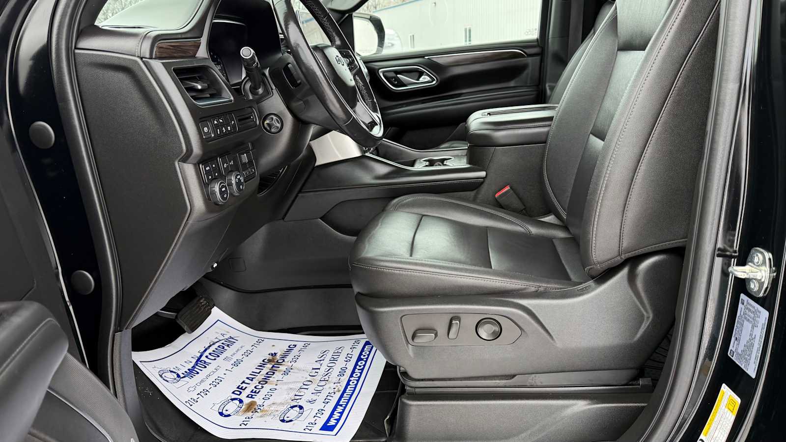 Used 2022 Chevrolet Tahoe Z71 w/ Off-Road Capability Package image 7