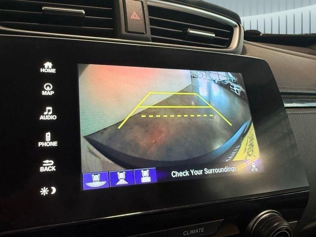 Used 2018 Honda CR-V Touring image 2