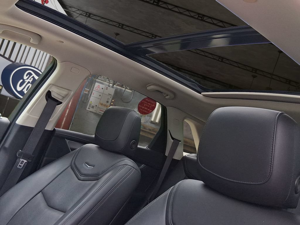 Used 2019 Cadillac XT5 Premium Luxury w/ Driver Assist Package FWD image 12