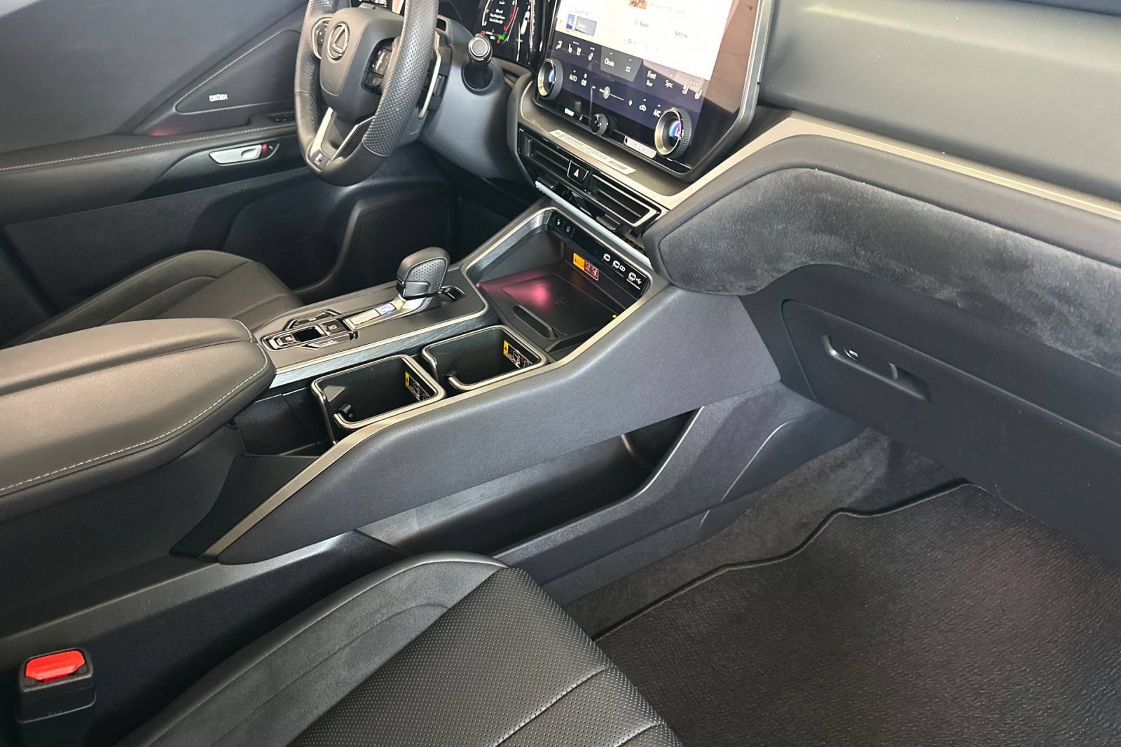 Certified 2026 Lexus TX 500h AWD w/ Technology Package image 13
